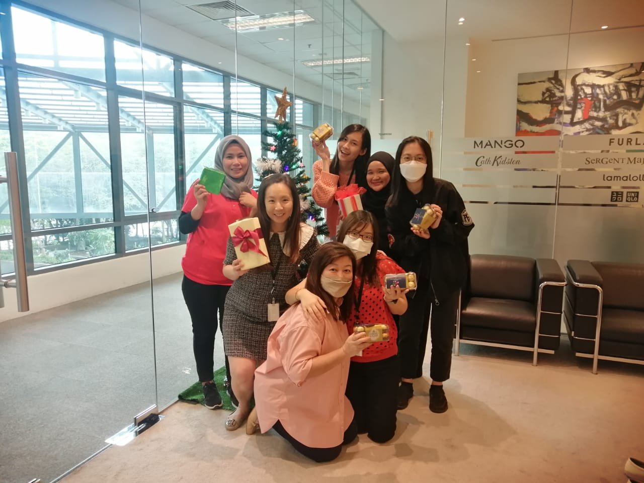 Working at Wing Tai Fashion Sdn Bhd Company Profile & Information