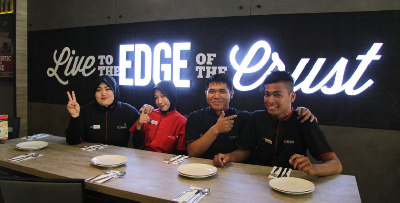'Open Interview' Assistant Restaurant Manager Trainee, RM1,700 & Makan FREE Di Sarawak! Asrama* Pun Ada!