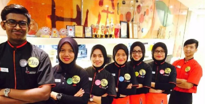 Lagi TEMUDUGA TERBUKA Pizza Hut KL! Gaji RM 1,700++ Makan FREE Ada Hostel!