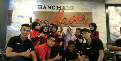 [Temuduga Terbuka] - Dah Dapat Results SPM? Tawaran Kerja RM1,700, Makan FREE Di Selangor, KL & Johor!