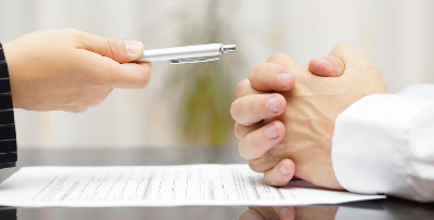 5 Contoh Template Tolak 'Offer' Kerja Korang Boleh Rujuk, Sopan & Profesional!