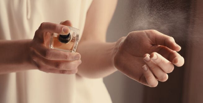 Kalau Ada Bahan-Bahan Ini Dalam Minyak Wangi Korang, Sila 'Buang' Sebelum Terlambat!