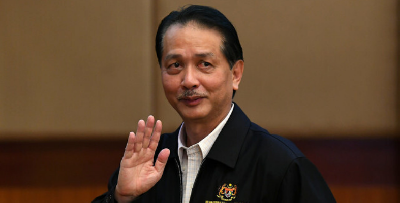 Diiktiraf Antara 3 Doktor Terbaik Tangani Krisis Covid-19, Respon Dr Noor Hisham Buat Ramai Terharu Sebab...