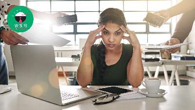 How to Stop Being a People-Pleaser and Focus on Your Work