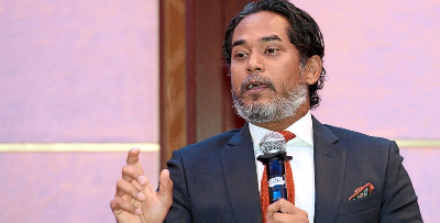 Menteri Jelaskan Mengapa Malaysia Bukan Negara Pertama Terima Vaksin
