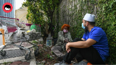 Kerja Kutip Besi, 14 Tahun Tidur Bawah Pokok, Ustaz Ebit Hadiahkan Aunty Maaletchmy Rumah