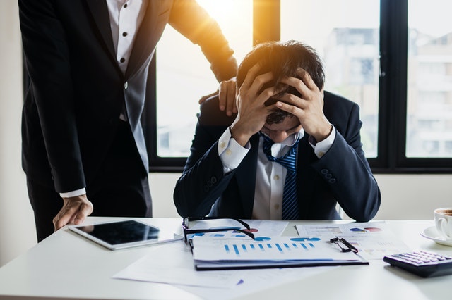 6 TANDA KORANG TENGAH BEKERJA DI TOXIC WORK ENVIRONMENT