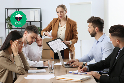 How Does Micromanagement Negatively Affect Employees in Workplace